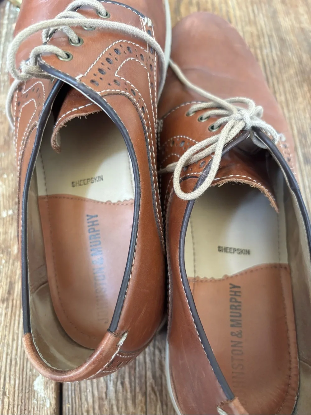 Johnston & Murphy Tan Leather Derby Oxfords with Cream Laces